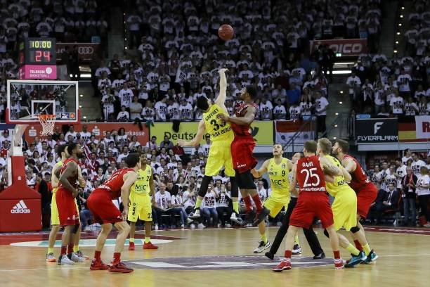 全球舞台上 全球舞台上