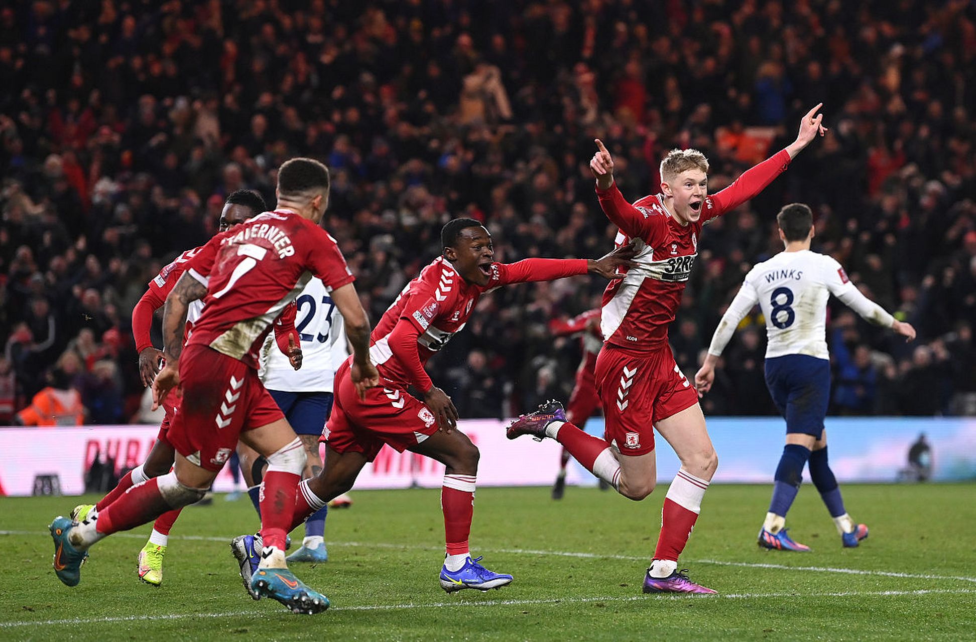 全球许多泳 全球许多泳