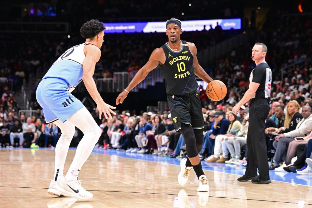 值了!华盛顿场均14+7+1断1帽,独行侠1.04亿留他,休赛期操作打几分?