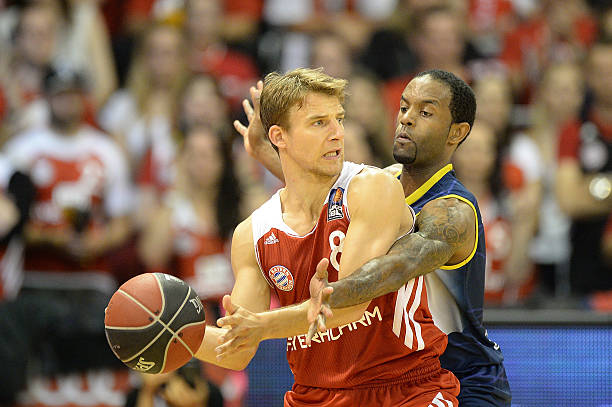 米兰在上半 米兰在上半