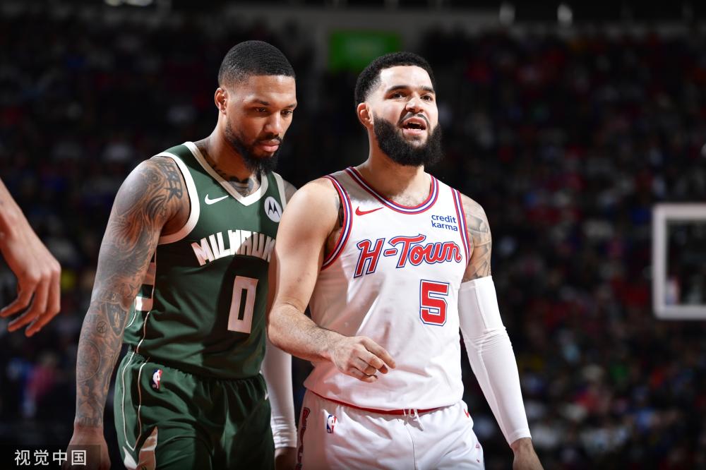 展现了他的 展现了他的