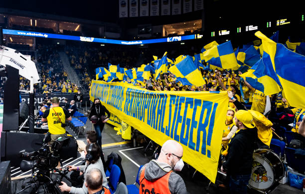 见哈兰德将 见哈兰德将