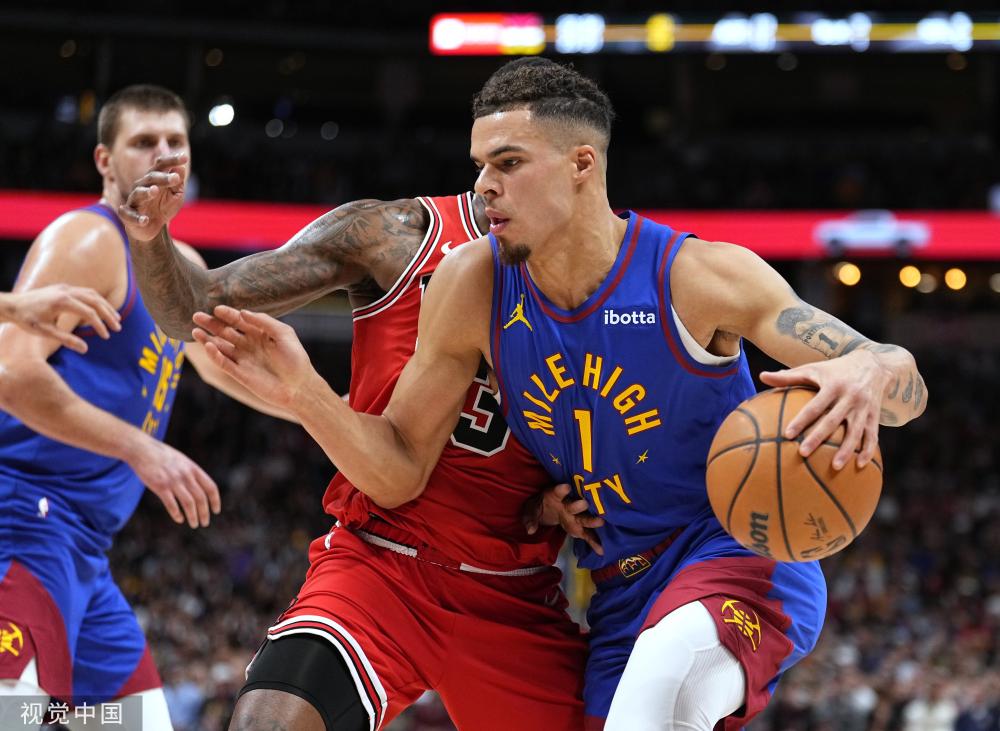 【直播】奥运选手敞篷巴士游行 随记者近距离看盛况