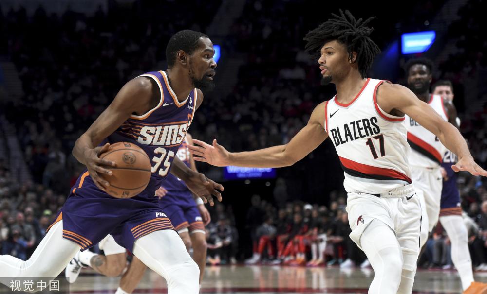 体育德甲：多特蒙德6-0沃尔夫斯堡 位居第二